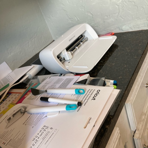 I want to make people happy and make things that people like from my criuct - Picture 6 of 9